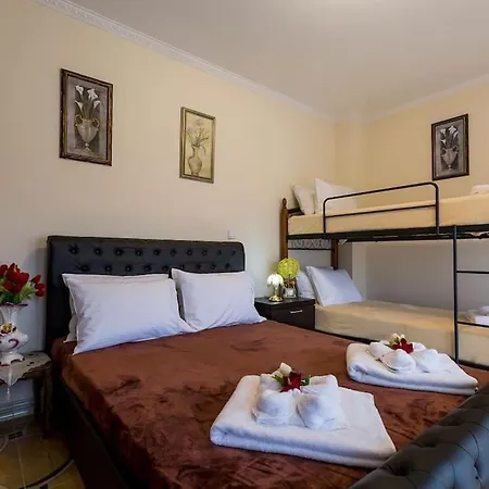 Βίλα Luksuzna Vila Ob Plazi Z Bazenom *